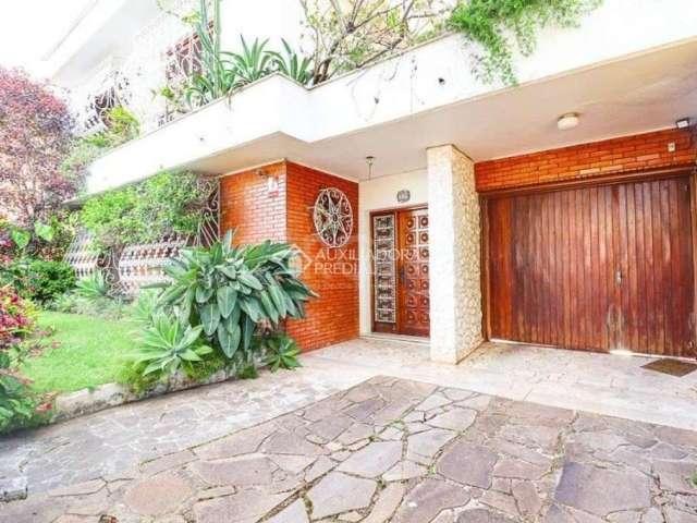 Casa com 5 quartos à venda na Rua Campos Elíseos, 225, Glória, Porto Alegre, 403 m2 por R$ 810.000