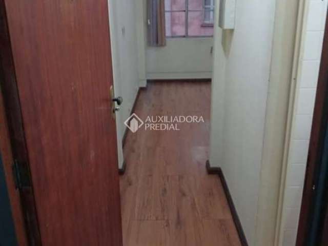 Sala comercial à venda na Rua Vigário José Inácio, 566, Centro Histórico, Porto Alegre, 17 m2 por R$ 39.000