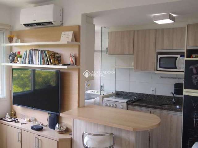 Apartamento com 2 quartos à venda na Avenida Florianópolis, 95, Azenha, Porto Alegre, 50 m2 por R$ 350.000