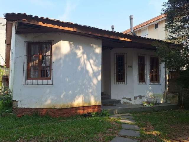 Casa com 3 quartos à venda na Rua Afonso Arinos, 201, Camaquã, Porto Alegre, 120 m2 por R$ 480.000