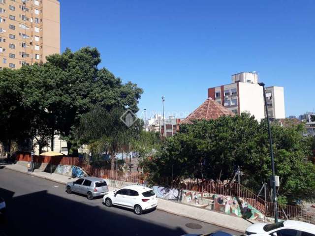 Apartamento com 1 quarto à venda na Rua Duque de Caxias, 426, Centro Histórico, Porto Alegre, 61 m2 por R$ 352.000