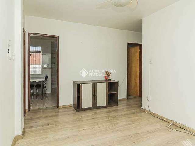 Apartamento com 2 quartos para alugar na Rua Professor Cristiano Fischer, 845, Petrópolis, Porto Alegre, 65 m2 por R$ 2.000