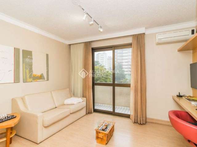 Apartamento com 1 quarto para alugar na Rua Miguel Tostes, 30, Rio Branco, Porto Alegre, 44 m2 por R$ 2.800