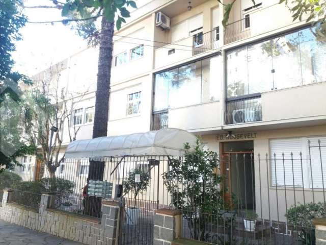 Apartamento com 3 quartos para alugar na Rua Felipe de Oliveira, 988, Petrópolis, Porto Alegre, 151 m2 por R$ 2.800