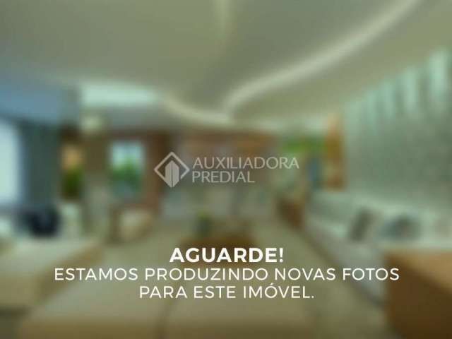 Apartamento com 2 quartos para alugar na Rua Primeiro de Setembro, 340, Vila São José, Porto Alegre, 61 m2 por R$ 1.250