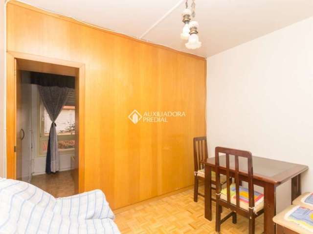 Apartamento com 1 quarto para alugar na Rua Coronel Genuino, 342, Centro Histórico, Porto Alegre, 27 m2 por R$ 1.250