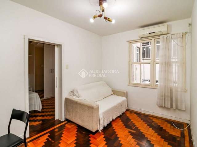 Apartamento com 1 quarto para alugar na Rua General Neto, 220, Floresta, Porto Alegre, 37 m2 por R$ 1.750