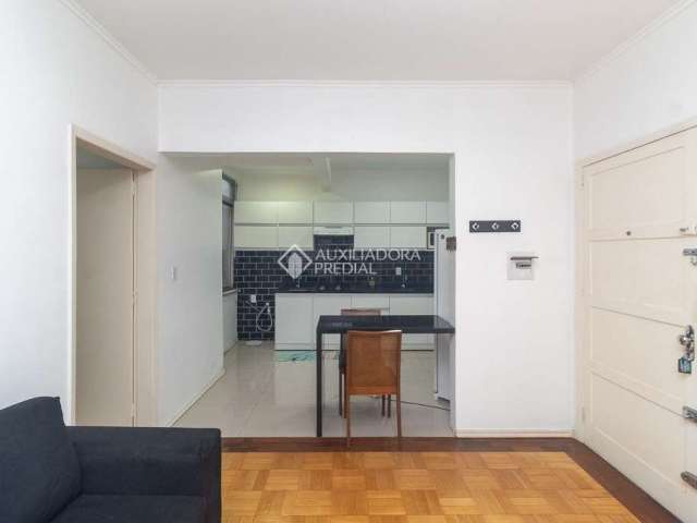 Apartamento com 1 quarto para alugar na Avenida Independência, 190, Independência, Porto Alegre, 44 m2 por R$ 1.650