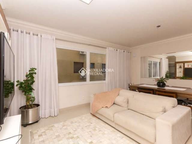 Apartamento com 2 quartos para alugar na Rua Pedro Chaves Barcelos, 606, Auxiliadora, Porto Alegre, 73 m2 por R$ 4.600