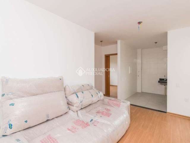 Apartamento com 2 quartos para alugar na Avenida Família Gonçalves Carneiro, 201, Cavalhada, Porto Alegre, 41 m2 por R$ 1.200