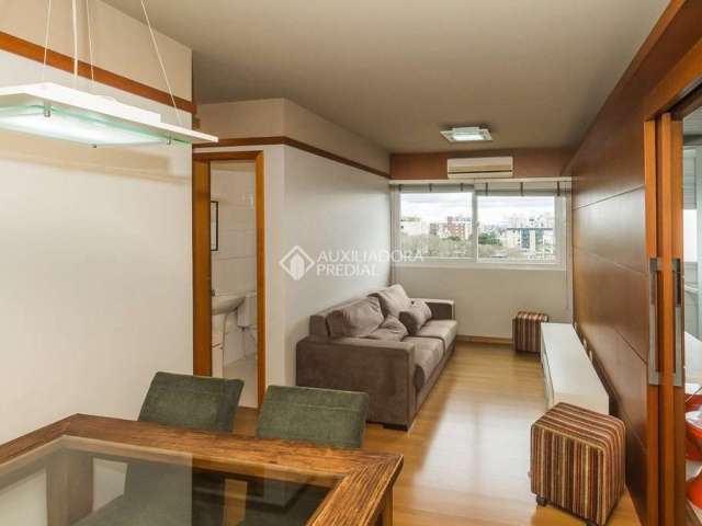 Apartamento com 2 quartos para alugar na Rua Roque Calage, 850, Passo da Areia, Porto Alegre, 65 m2 por R$ 3.200