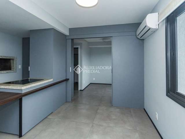 Apartamento com 1 quarto para alugar na Avenida Benjamin Constant, 1773, Floresta, Porto Alegre, 40 m2 por R$ 2.500