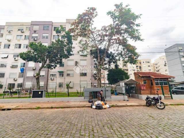 Apartamento com 2 quartos para alugar na Rua Professor João de Souza Ribeiro, 155, Humaitá, Porto Alegre, 50 m2 por R$ 1.200