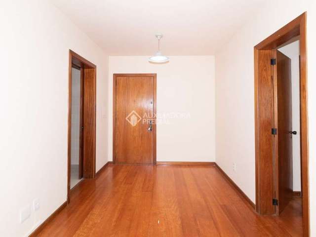 Apartamento com 1 quarto para alugar na Rua José de Alencar, 1244, Menino Deus, Porto Alegre, 41 m2 por R$ 2.050