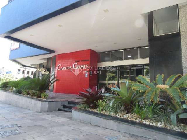 Sala comercial para alugar na Avenida Carlos Gomes, 1610, Três Figueiras, Porto Alegre, 56 m2 por R$ 3.000