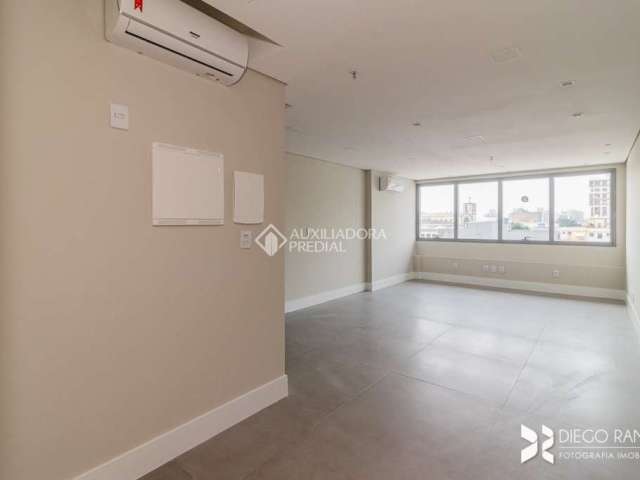 Sala comercial para alugar na ASSIS BRASIL, 2827, Passo da Areia, Porto Alegre, 38 m2 por R$ 1.600