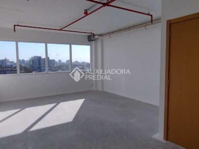 Sala comercial para alugar na Rua Gomes Jardim, 301, Santana, Porto Alegre, 36 m2 por R$ 2.000