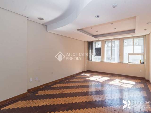 Sala comercial para alugar na Avenida Borges de Medeiros, 340, Centro Histórico, Porto Alegre, 71 m2 por R$ 1.500