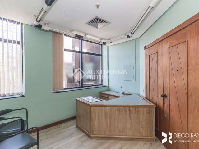 Sala comercial para alugar na Rua Ramiro Barcelos, 1056, Independência, Porto Alegre, 57 m2 por R$ 1.700