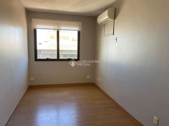 Sala comercial para alugar na Avenida Borges de Medeiros, 2105, Praia de Belas, Porto Alegre, 37 m2 por R$ 1.500