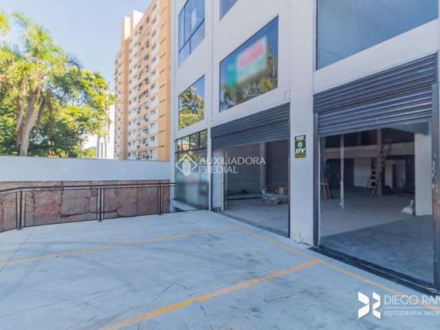 Ponto comercial para alugar na Avenida Protásio Alves, 3919, Rio Branco, Porto Alegre, 282 m2 por R$ 17.800