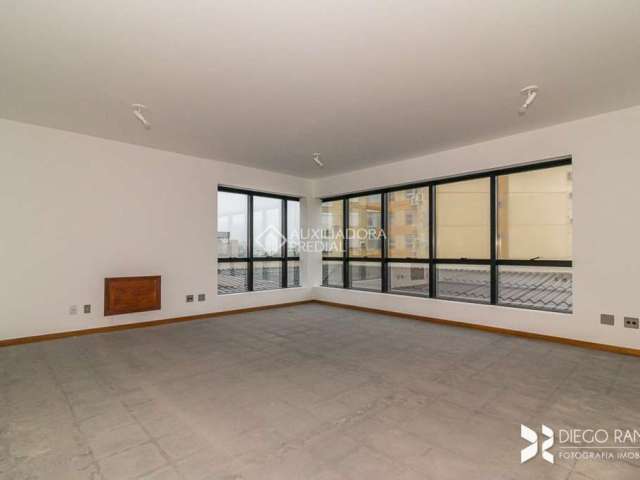 Sala comercial para alugar na Avenida Wenceslau Escobar, 1134, Cristal, Porto Alegre, 42 m2 por R$ 1.400