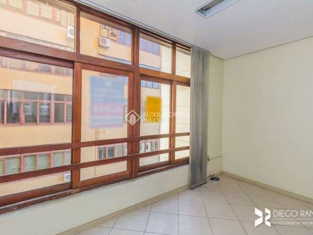 Sala comercial para alugar na Praça Quinze de Novembro, 66, Centro Histórico, Porto Alegre, 77 m2 por R$ 580