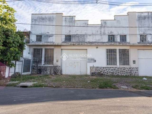 Barracão / Galpão / Depósito para alugar na Rua Comendador Coruja, 131, Floresta, Porto Alegre, 448 m2 por R$ 6.500