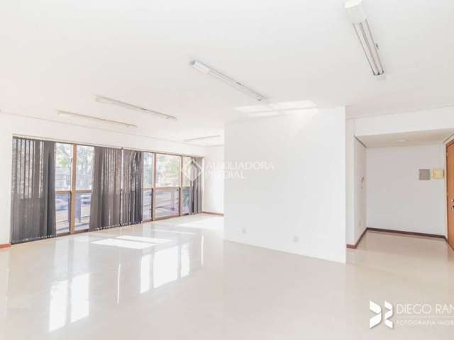 Sala comercial para alugar na Avenida Protásio Alves, 3111, Petrópolis, Porto Alegre, 58 m2 por R$ 1.000