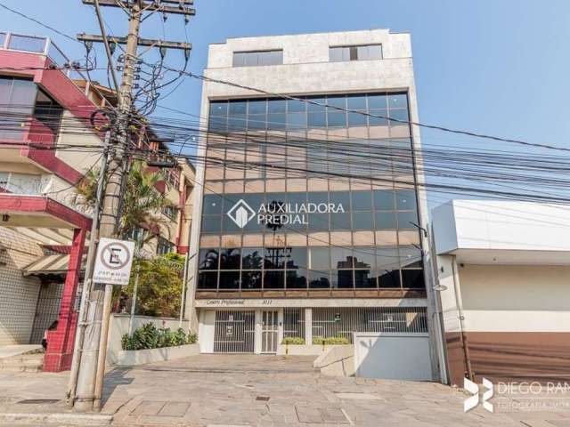 Sala comercial para alugar na Avenida Protásio Alves, 3111, Petrópolis, Porto Alegre, 45 m2 por R$ 1.500