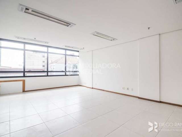 Sala comercial para alugar na Rua Ernesto da Fontoura, 1479, São Geraldo, Porto Alegre, 45 m2 por R$ 1.090