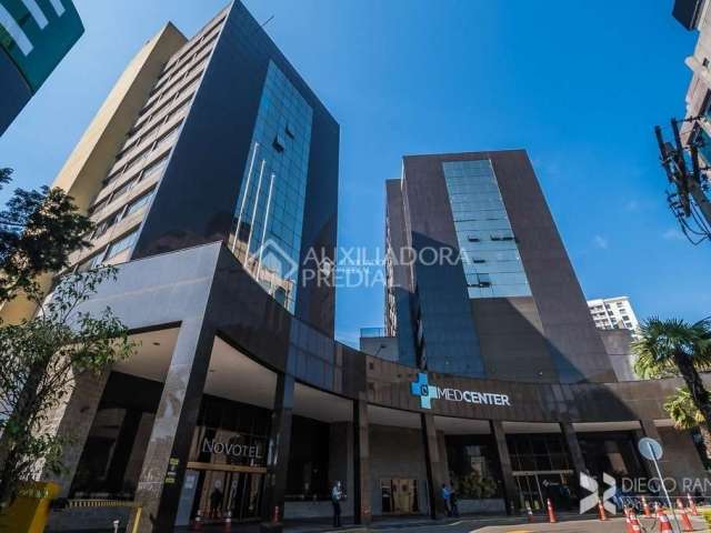 Sala comercial para alugar na SOLEDADE, 569, Três Figueiras, Porto Alegre, 35 m2 por R$ 2.402