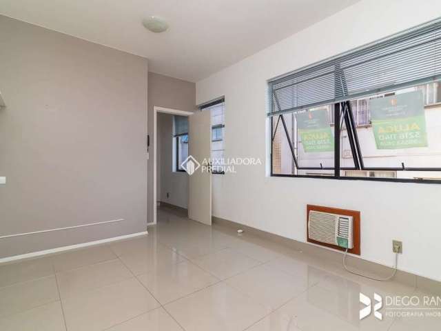 Sala comercial para alugar na Avenida Protásio Alves, 2365, Rio Branco, Porto Alegre, 48 m2 por R$ 580