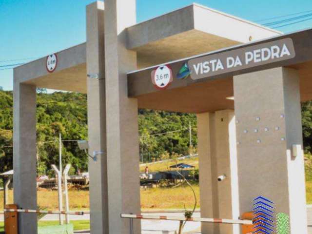 Casa em Condominio fechado em São José