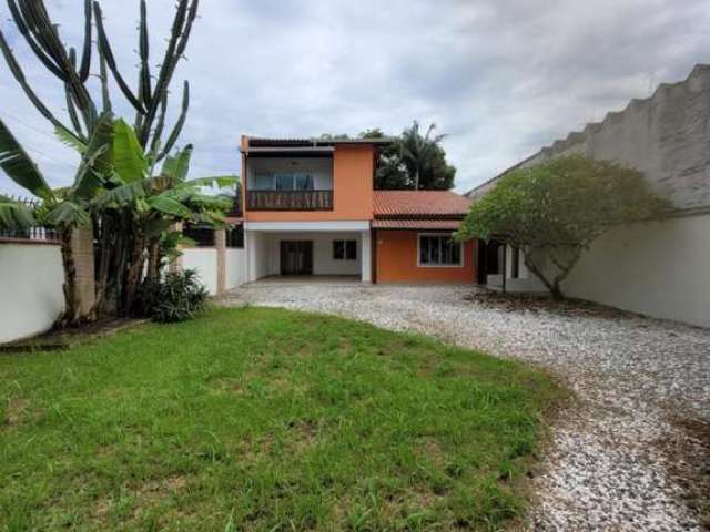 Casa com 03 dormitórios para alugar, 170 m² por R$ 4.400,00 /mês - Dom Bosco- Itajaí/SC