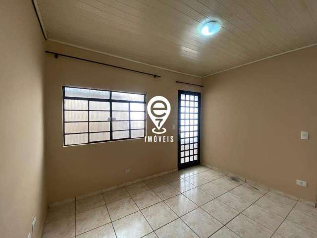 Casa Térrea de fundos com rampa de acesso - 60 m², 2 Dormitórios, Próximo ao Metrô Saúde