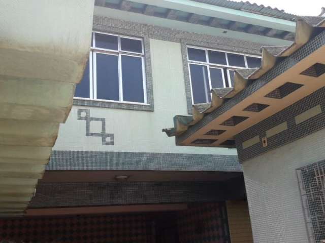 Casa para venda com 760m² - 5 qtºs sendo 3 suítes, 10 vagas, em Vila Valqueire - Rio de Janeiro - RJ