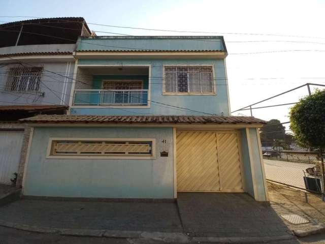 Casa com 4 dormitórios à venda, 210 m² por R$ 750.000 - Bento Ribeiro - Rio de Janeiro/RJ