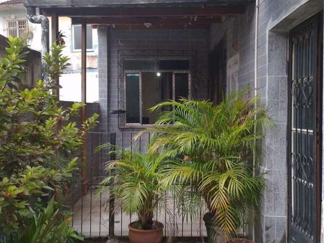 Casa com 2 dormitórios à venda, 90 m² por R$ 300.000 - Vila Valqueire - Rio de Janeiro/RJ