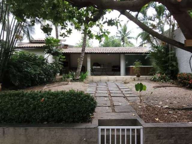 Casa à venda, 240 m² por R$ 950.000,00 - Vila Valqueire - Rio de Janeiro/RJ