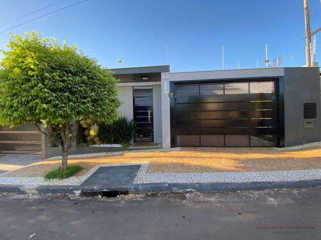 Casa com 5 quartos  à venda, 172.00 m2 por R$900000.00  - Centro - Ibipora/PR