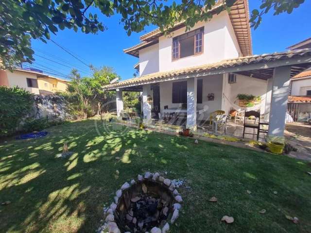 Casa à venda no bairro Vilas do Atlantico em Lauro de Freitas/BA