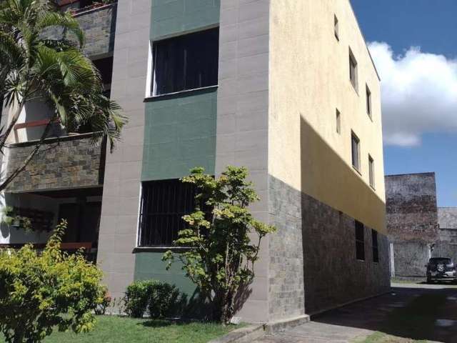 Apartamento à venda no bairro Ipitanga em Lauro de Freitas/BA