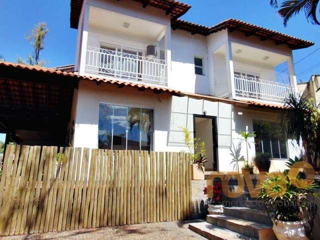 Casa com 4 quartos à venda na São Benedito, 1121, Parque das Laranjeiras, Goiânia por R$ 1.650.000