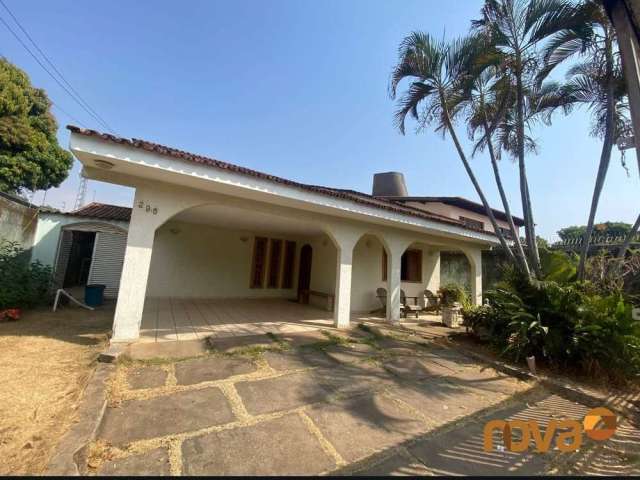 Casa com 3 quartos à venda na T 41, 14, Setor Bueno, Goiânia por R$ 1.850.000