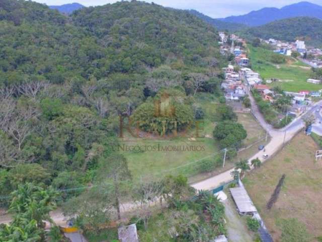 Terreno divisa com Baln.Camboriú e Camboriú