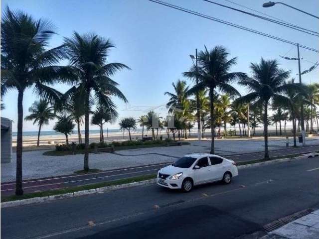 Kitão frente mar guilhermina ´pé na areia