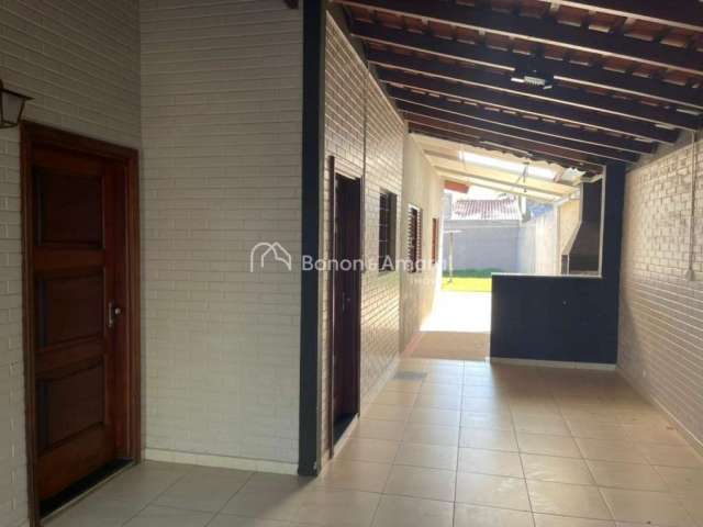 Casa com 3 quartos à venda na Avenida Santa Isabel, 2200, Vila Santa Isabel, Campinas, 171 m2 por R$ 800.000