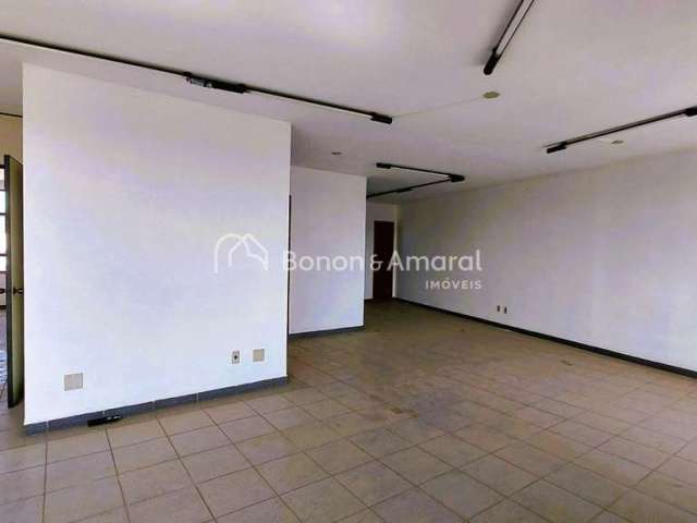 Sala comercial para alugar na Rua Quinze de Novembro, 61, Centro, Valinhos, 95 m2 por R$ 2.400