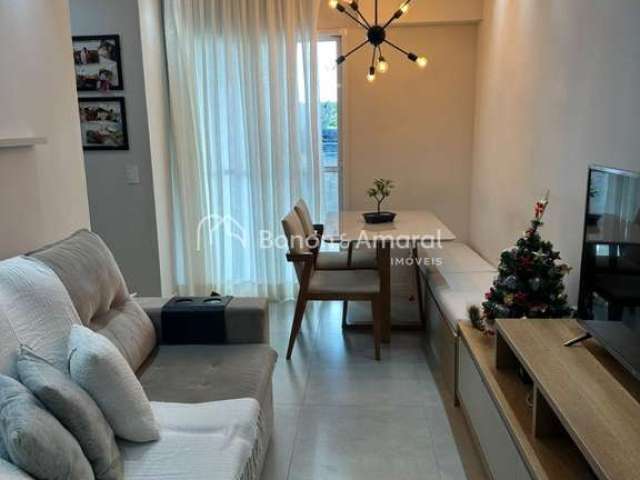 Apartamento com 2 quartos para alugar na Avenida Remo Oscar Beseggio, 975, Parque das Colinas, Valinhos, 50 m2 por R$ 2.200